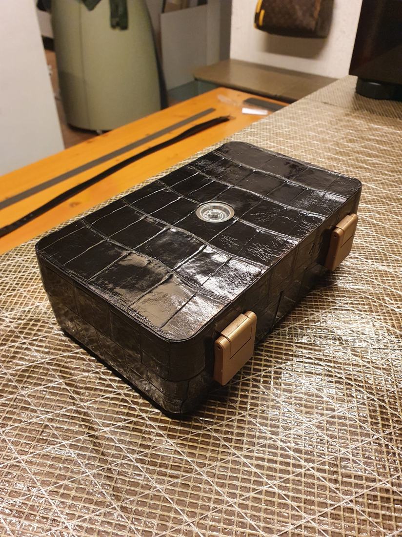 Humidor crocodile